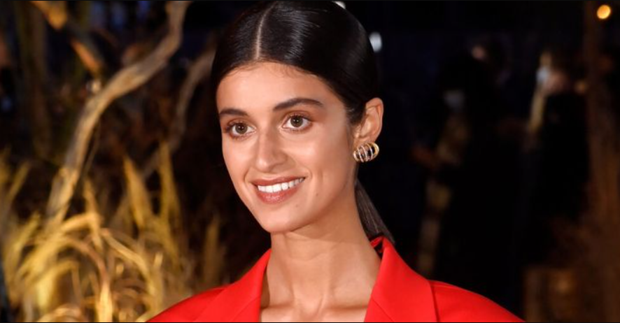 anya chalotra height
