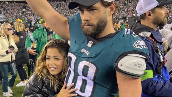 dallas goedert wife